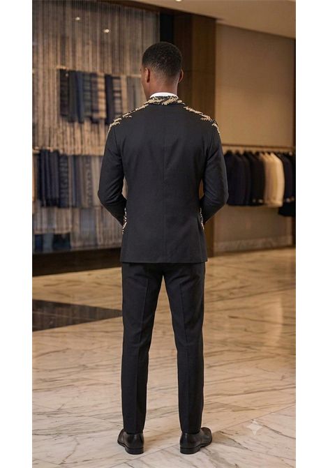 Abito Tre Pezzi Aurum Luxury  Smoking Sartoriale Nero con Preziosi Ricami in Filo d'Oro RAbin | Abiti | ABITO FOGLIENERO/ORO